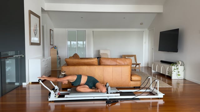30min reformer workout - legs and back